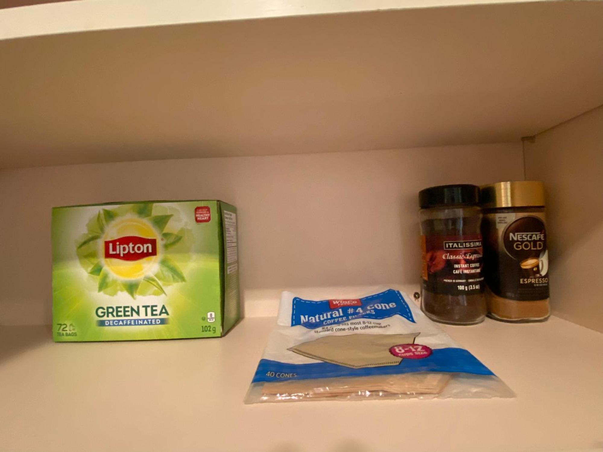 Mae Sweet Home Surrey Eksteriør billede